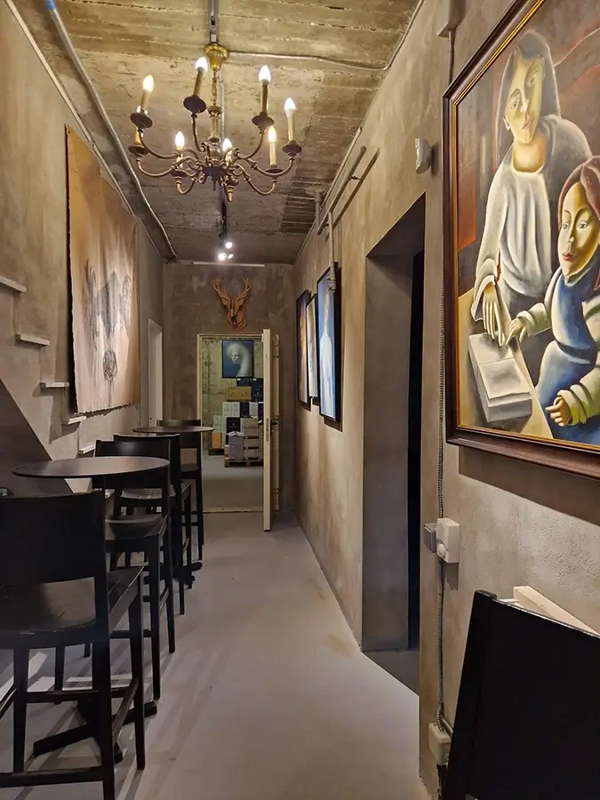 Travagant Wine & Cheese Travagant Wine & Cheese